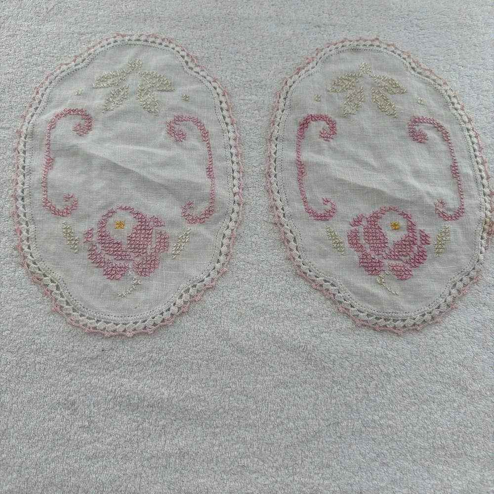 Collectible Handmade Embroidered Doily Set 2 Pink White Crochet Trim 10